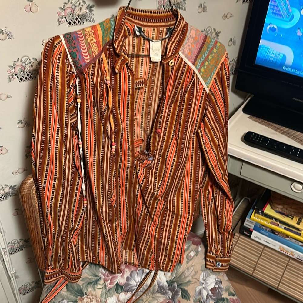 Women’s shirt vintage